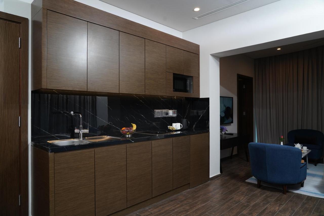 C - Hotel And Suites Doha Exterior foto